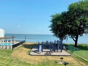 Ulkouima-allas, lämmitetty uima-allas