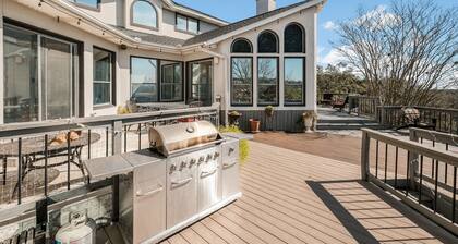 Pool Table Hot Tub and Neighborhood Pool