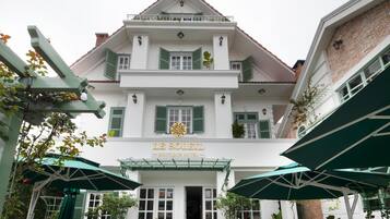 Ngoại thất
