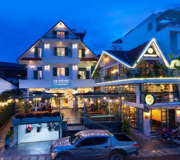 Front of property – evening/night