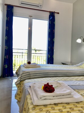 2 bedrooms, internet, bed sheets