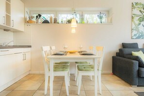 Luokittelematon kuva, 2 kautta 18, painike