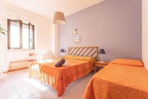 2 bedrooms, iron/ironing board - Vacation Home Trentapassi Rivabella sleeps 4-6 30m from the beach (Rivabella)
