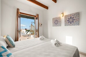 4 عدّة غرف نوم ومكتب ومكواة/لوح كي وواي فاي مجانًا