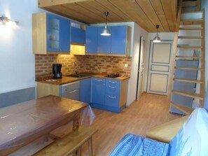 Fridge, microwave, dishwasher