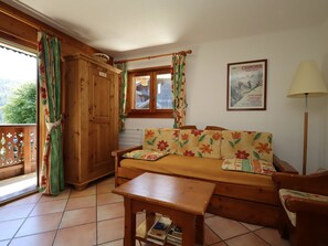 TV - Cozy apartment 5 pers, ski-in, pets allowed (Les Houches)