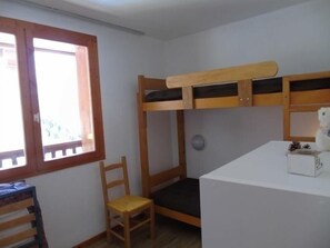 1 chambre, draps fournis