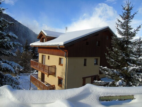 Cozy 2 rooms + cabin, near slopes Valfréjus