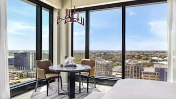 Deluxe Room, 1 King Bed, Corner | View from room