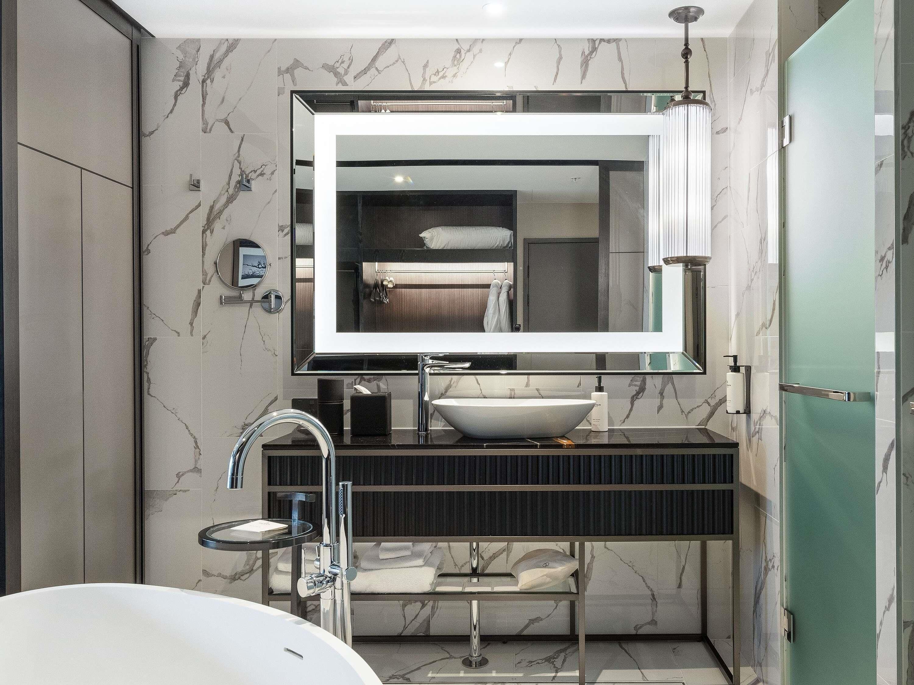 Club-Suite, 1 King-Bett, Zutritt zur Club Lounge (Prestige)