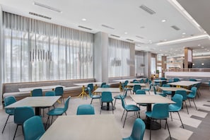 Desayuno continental incluido todos los días