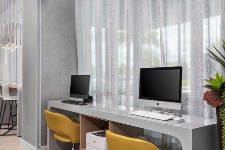 TownePlace Suites by Marriott Orlando Southwest Near Universal - Image 23
