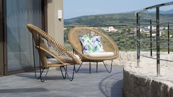 Villa | Balcony