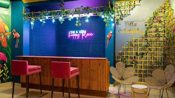 Bar (in der Unterkunft)