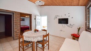 Dining - Apartments Josip, (16423), Kustici, hr (Kustici)
