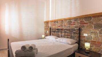 2 dormitoris, planxa i posts de planxar, wifi gratuïta i roba de llit