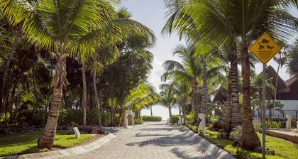 Private Tropical Home with Pool