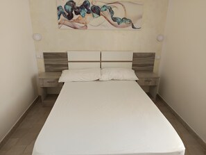 4 bedrooms, free WiFi - 4 Camere da Letto per 8/10 Posti Letto (Marina di Mancaversa, Taviano)