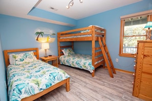 6 habitaciones, tabla de planchar con plancha y wifi gratis 