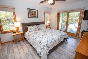 6 bedrooms, iron/ironing board, free WiFi, bed sheets - Soundfront, Sound views, Private Pool, Hot Tub! 509, Friday Harbor (Corolla)