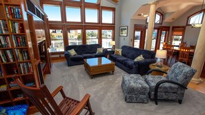 TV, table tennis, books, stereo