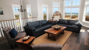 Télévision, lecteur de DVD, livres