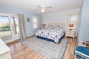 6 chambres, fer et planche à repasser, accès au Wi-Fi (inclus)