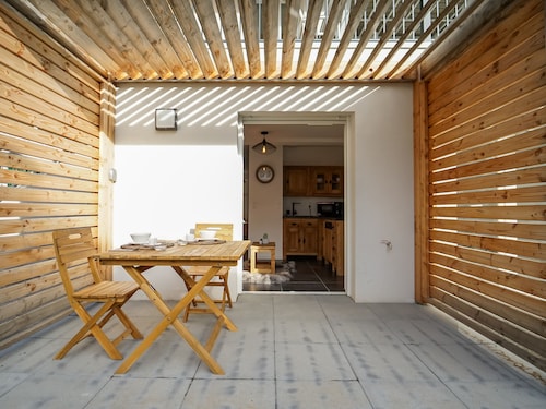 Le Petit Chalet - Cosy studio in Lathuile for 2 people