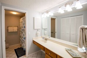 Bathtub, hair dryer - Turtle Dunes #1854 - Ocean Views (amelia island)