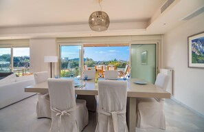 Dining - Holiday villa inside a private and secure property (Lavrion)