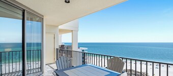 Penthouse Paradise! Phoenix 8, 1502