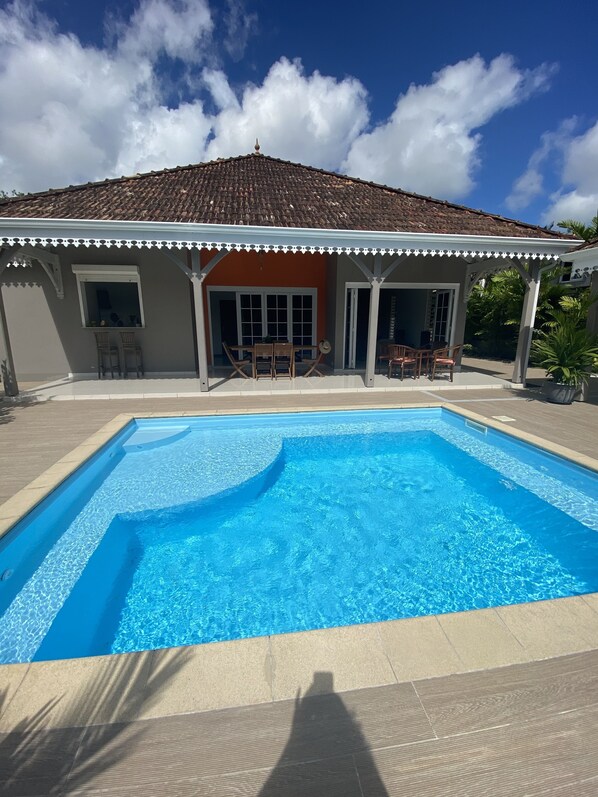 Alberca al aire libre 