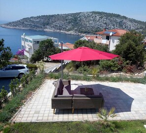 Property grounds - New Seafront Villa Hrvatska (Ražanj)