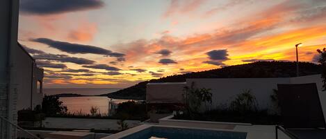 Outdoor pool, a heated pool