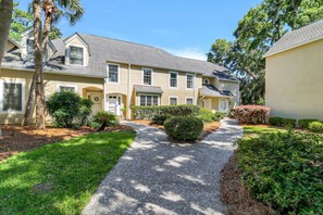 Exterior - 234 Evian Villa Steps to Pool, Tennis, Pickleball (Hilton Head Island)
