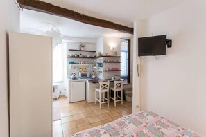 1 quarto
