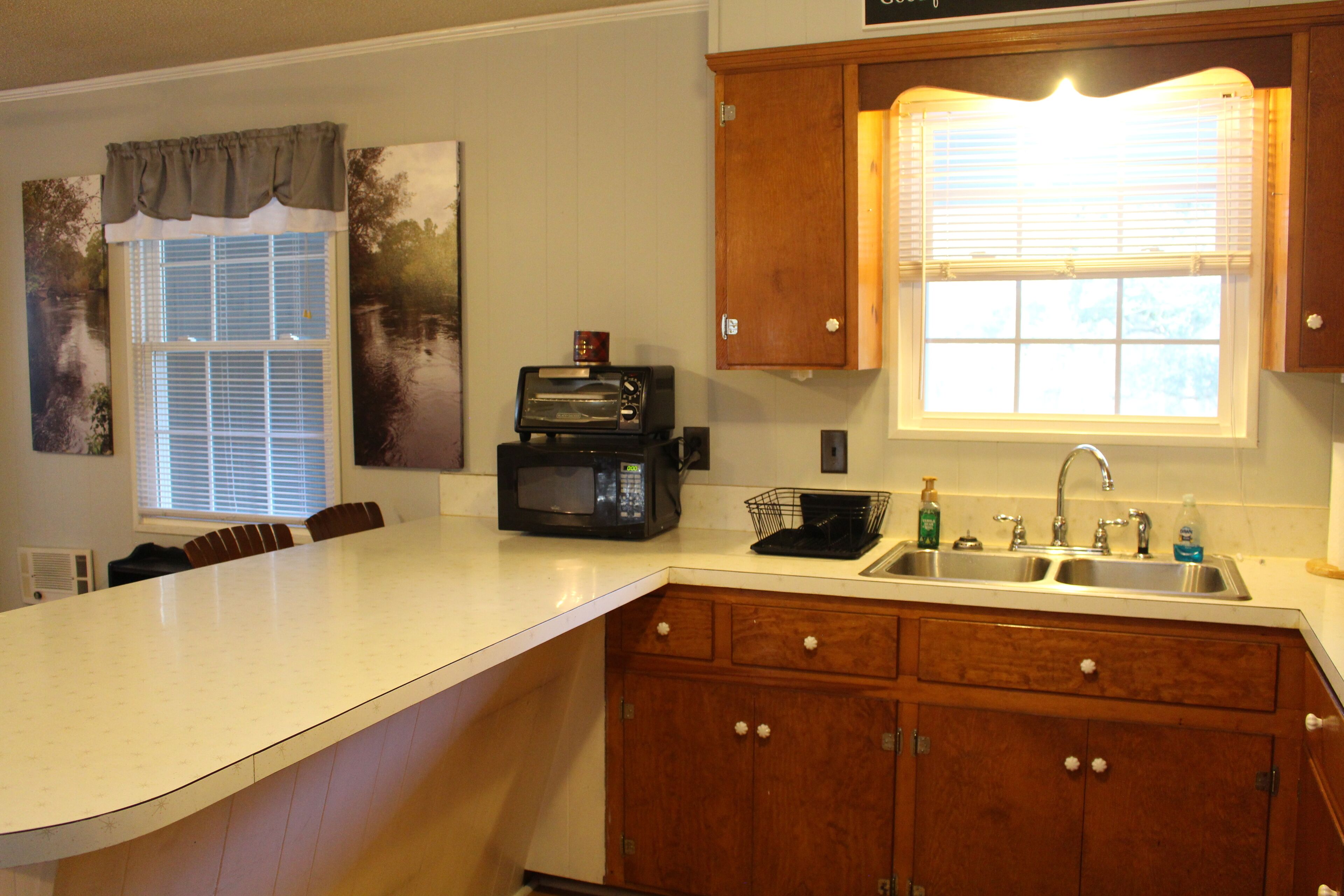 冰箱、微波炉、烤箱、炉灶