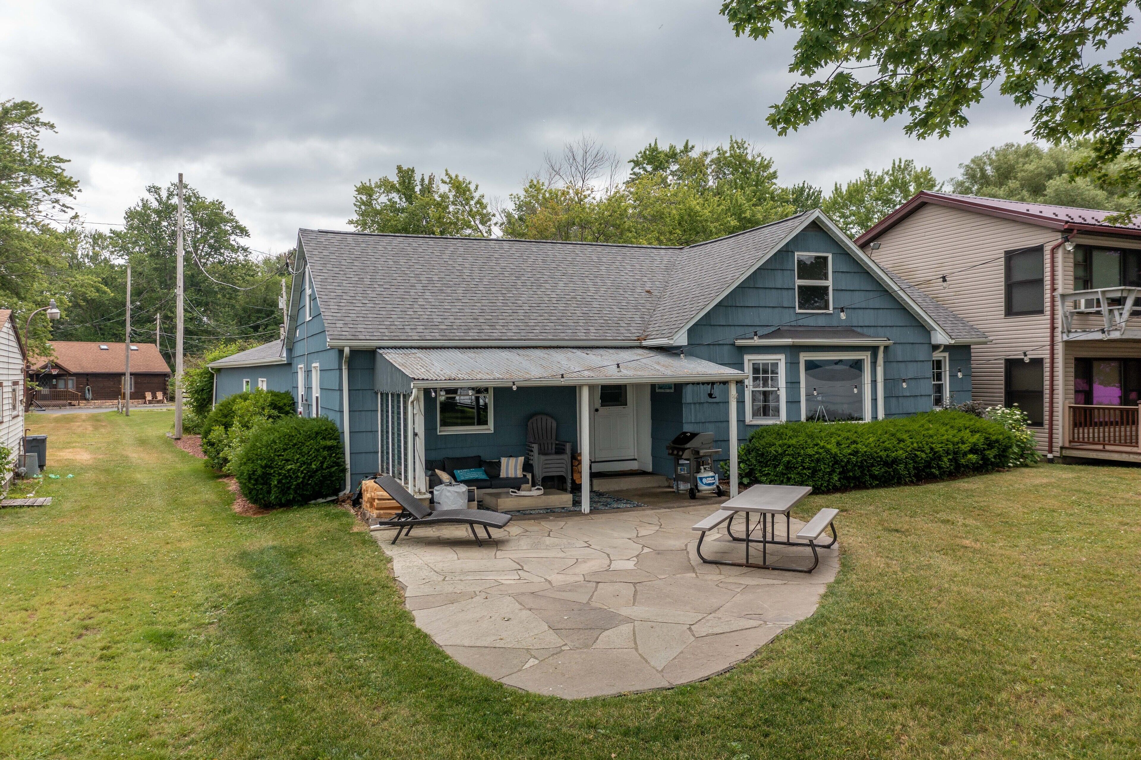 *REMODELED* LAKEFRONT BEMUS POINT