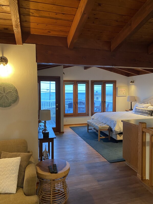 3 bedrooms, iron/ironing board, free WiFi, bed sheets - Cayucos Beach Getaway (Cayucos)