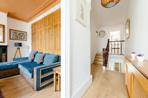 Newly Refurbished Spacious Victorian House