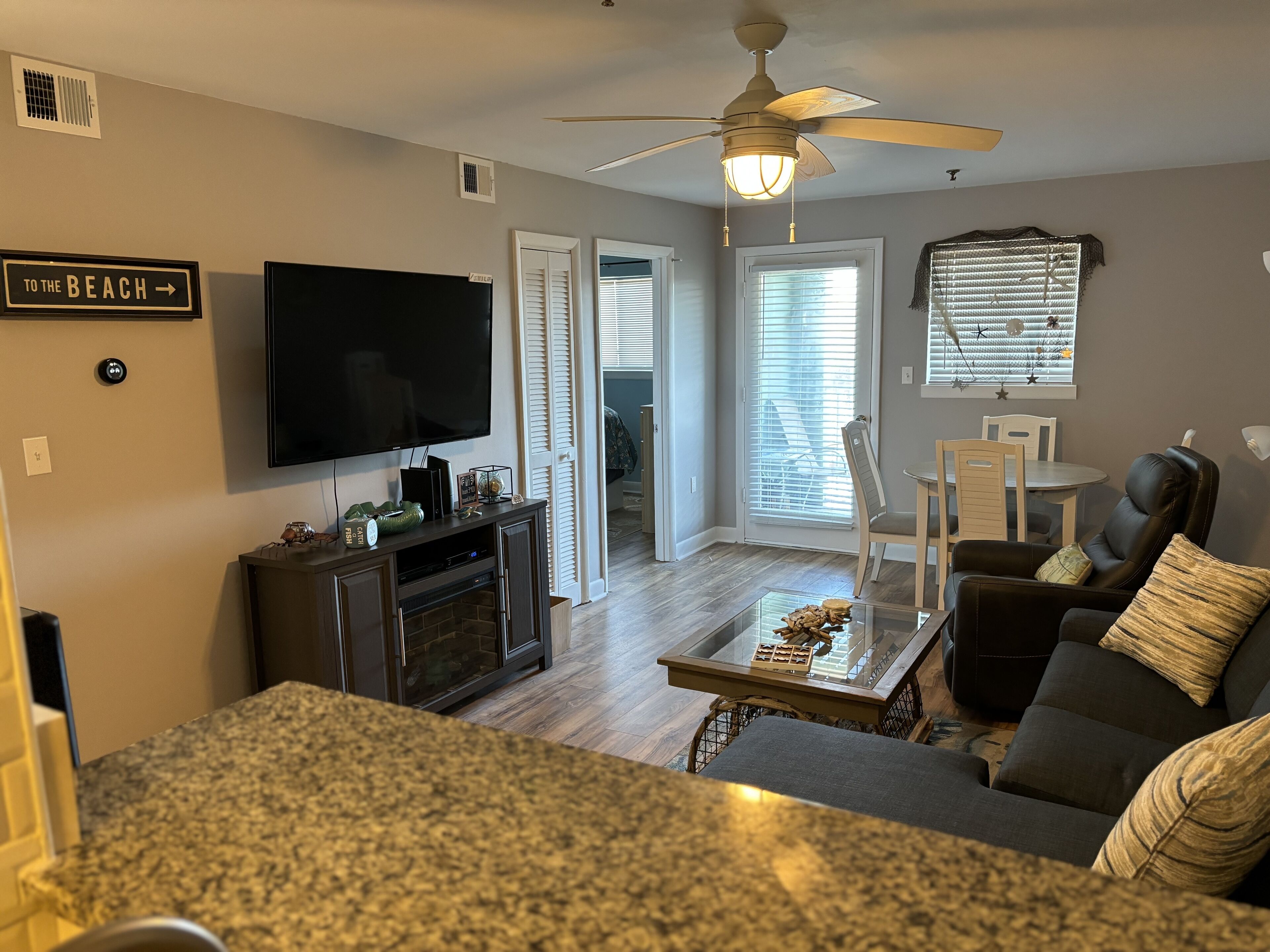 Family Friendly Unit.  Short Walk Or Shuttle To The Beach! - South Carolina