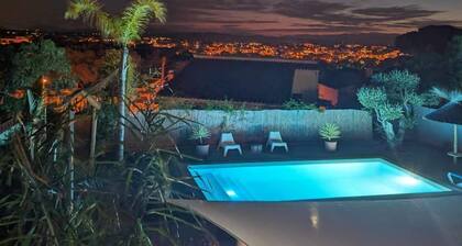 Villa vue Exceptionnelle Résidentiel 900m de la Plage Wifi ,climatisation