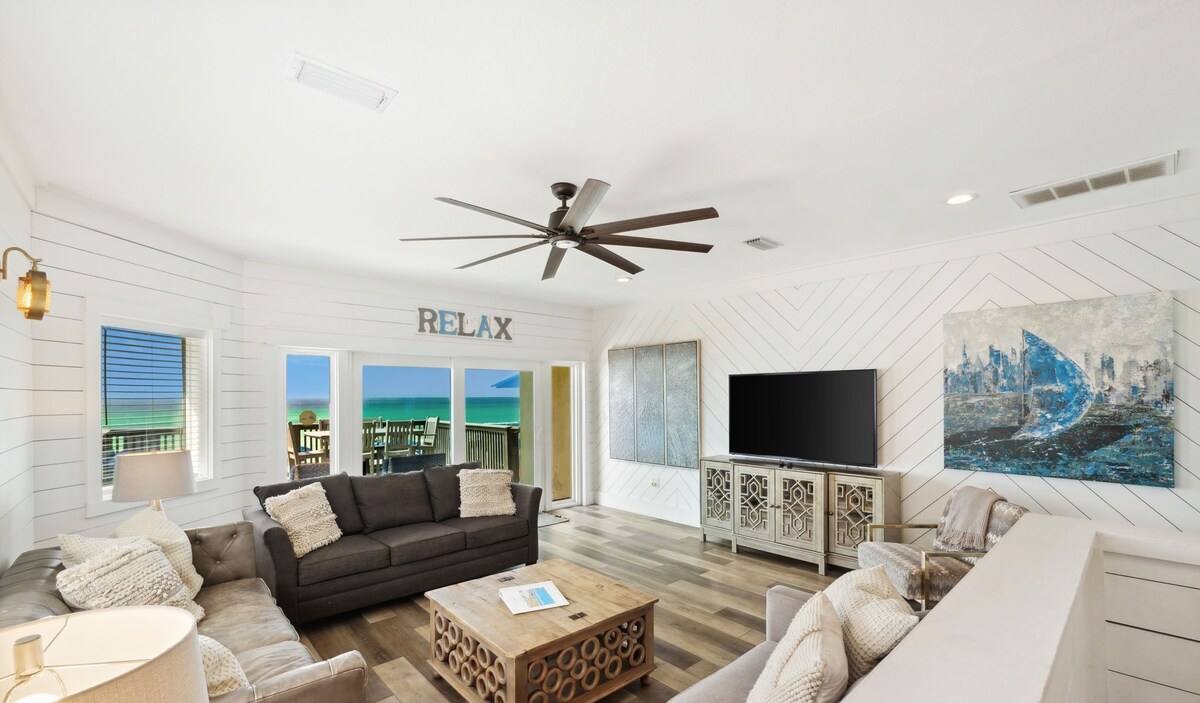 Photo 14 of 🏖️🐚 Silver Beach Retreat | Beachfront | Free VIP Package & Beach Chair Service!