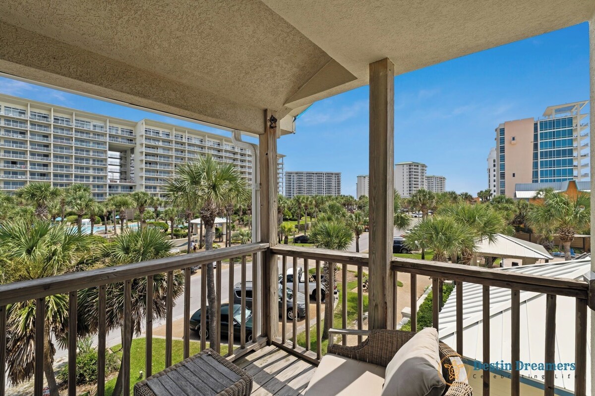 Photo 18 of 🏖️🐚 Silver Beach Retreat | Beachfront | Free VIP Package & Beach Chair Service!