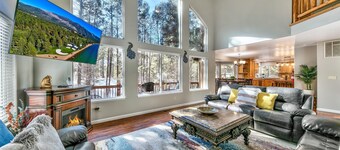 Cattlemans Lodge -6BR/3BA, Spa, Pool Table