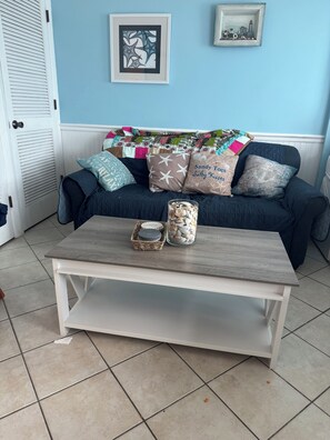 Smart TV, books - Oceanfront Studio Condo (Myrtle Beach)