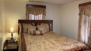 2 bedrooms, free WiFi, bed sheets