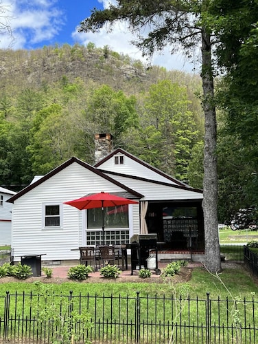 Adirondack Bungalow Getaway