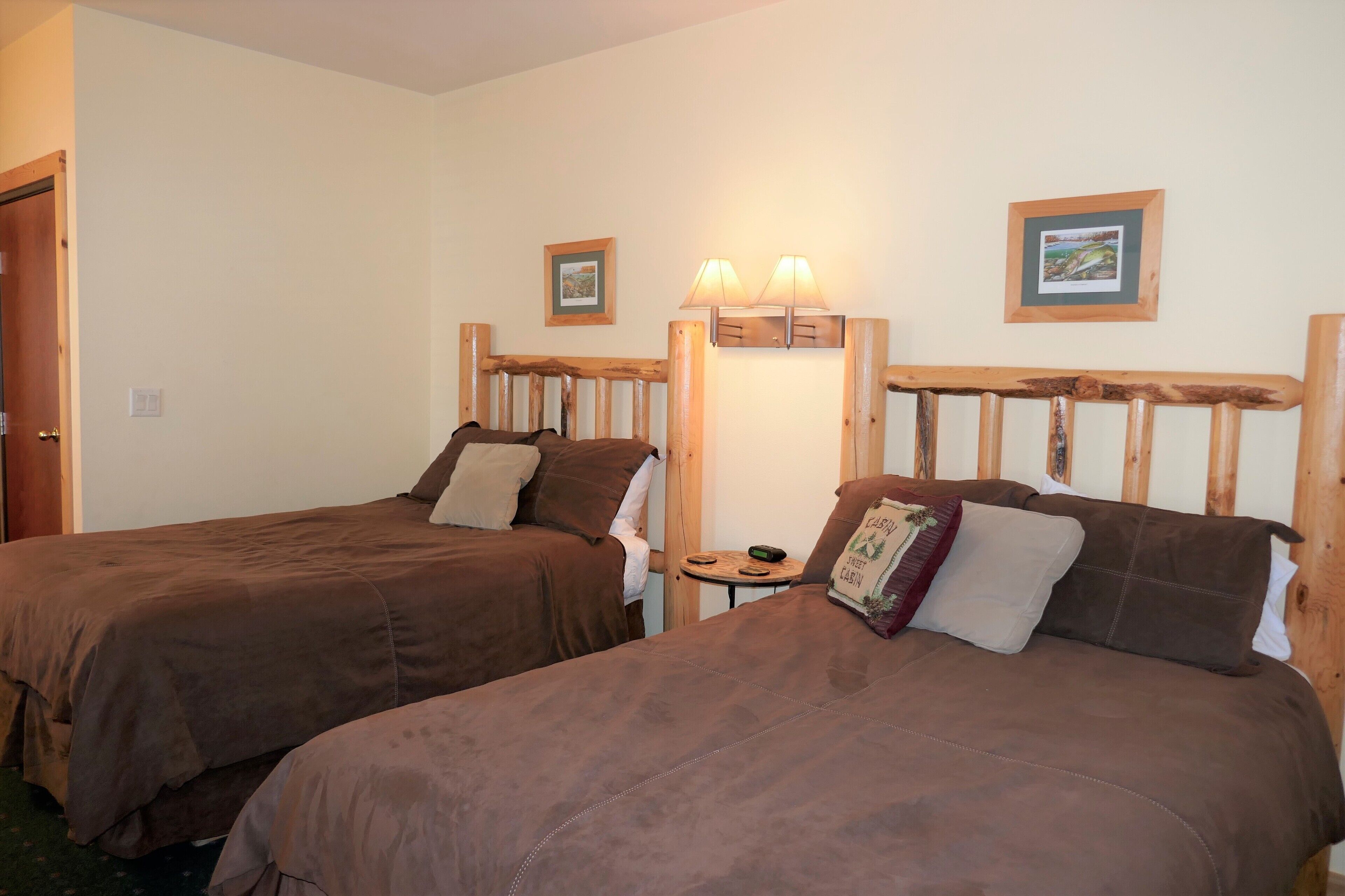 2 bedrooms, WiFi, bed sheets