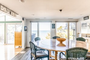 تناول الطعام